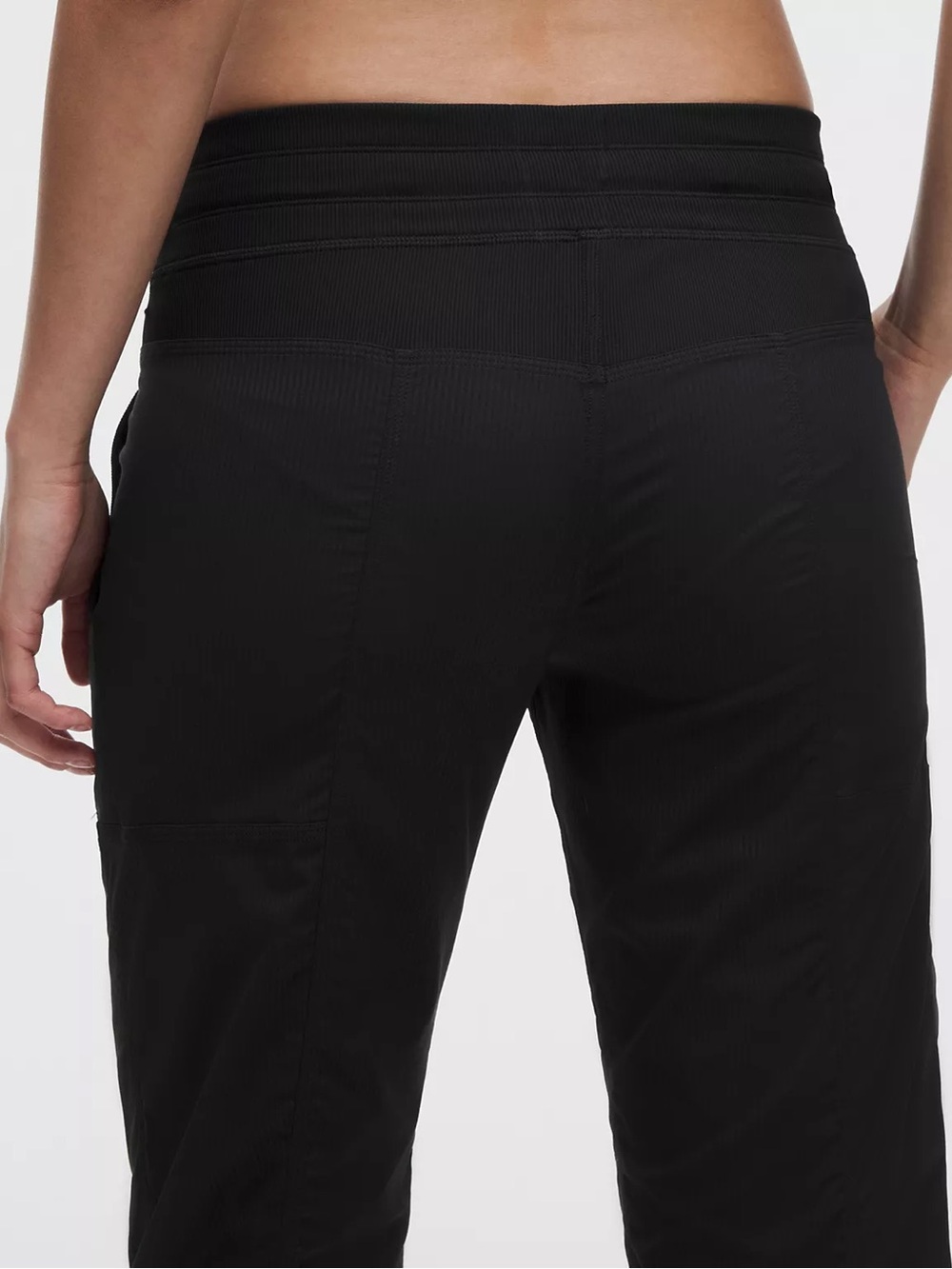 Lululemon Dance Studio Mid-Rise Pant
Short - Black, Size 2 - Picture 7 of 14